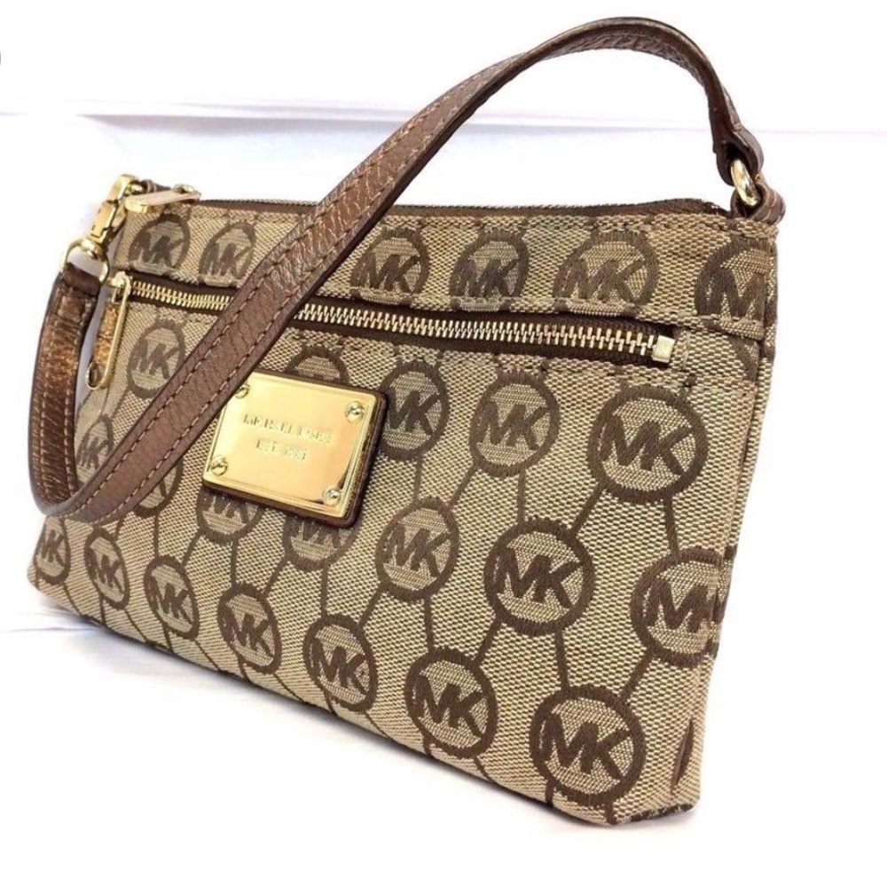 Michael Kors Clutch